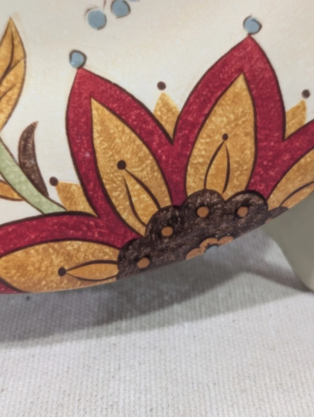 Pier 1 Imports Carynthum Earthenware Salad/Dessert 8.5